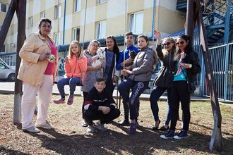 [Translate to English:] Ukrainische Familie im CONCORDIA Haus in Sveti Konstantin, Bulgarien