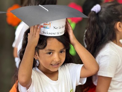 Silia beim Kindergarten-Abschluss-Fest im CONCORDIA Tageszentrum